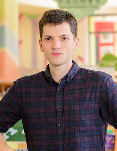 Zachary 副主任